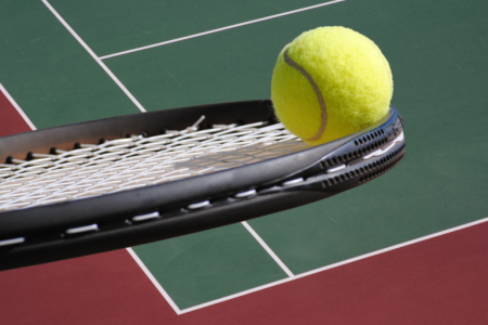 Tennis racquet